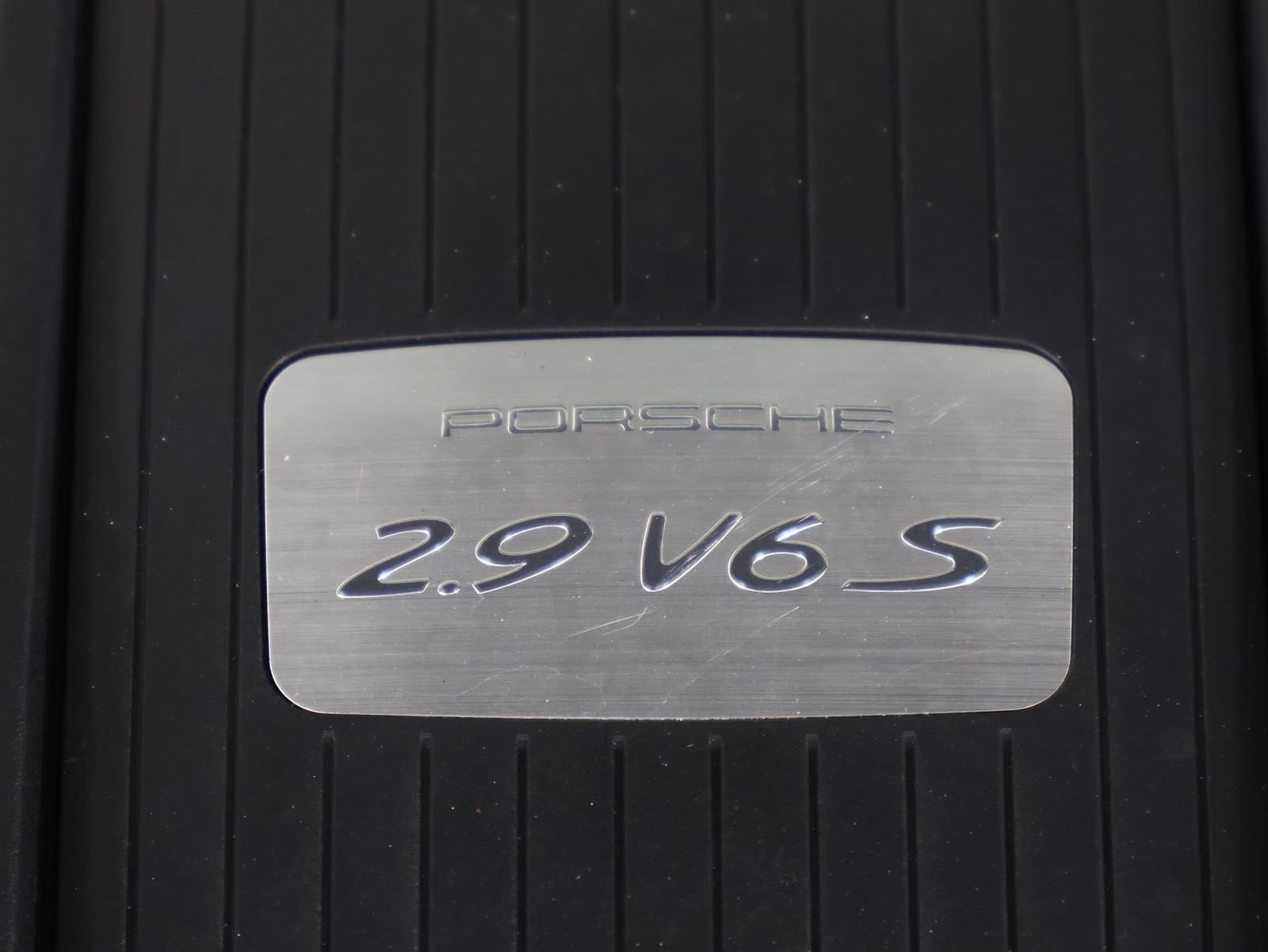 Certified 2023 Porsche Macan S AWD/4WD image 27