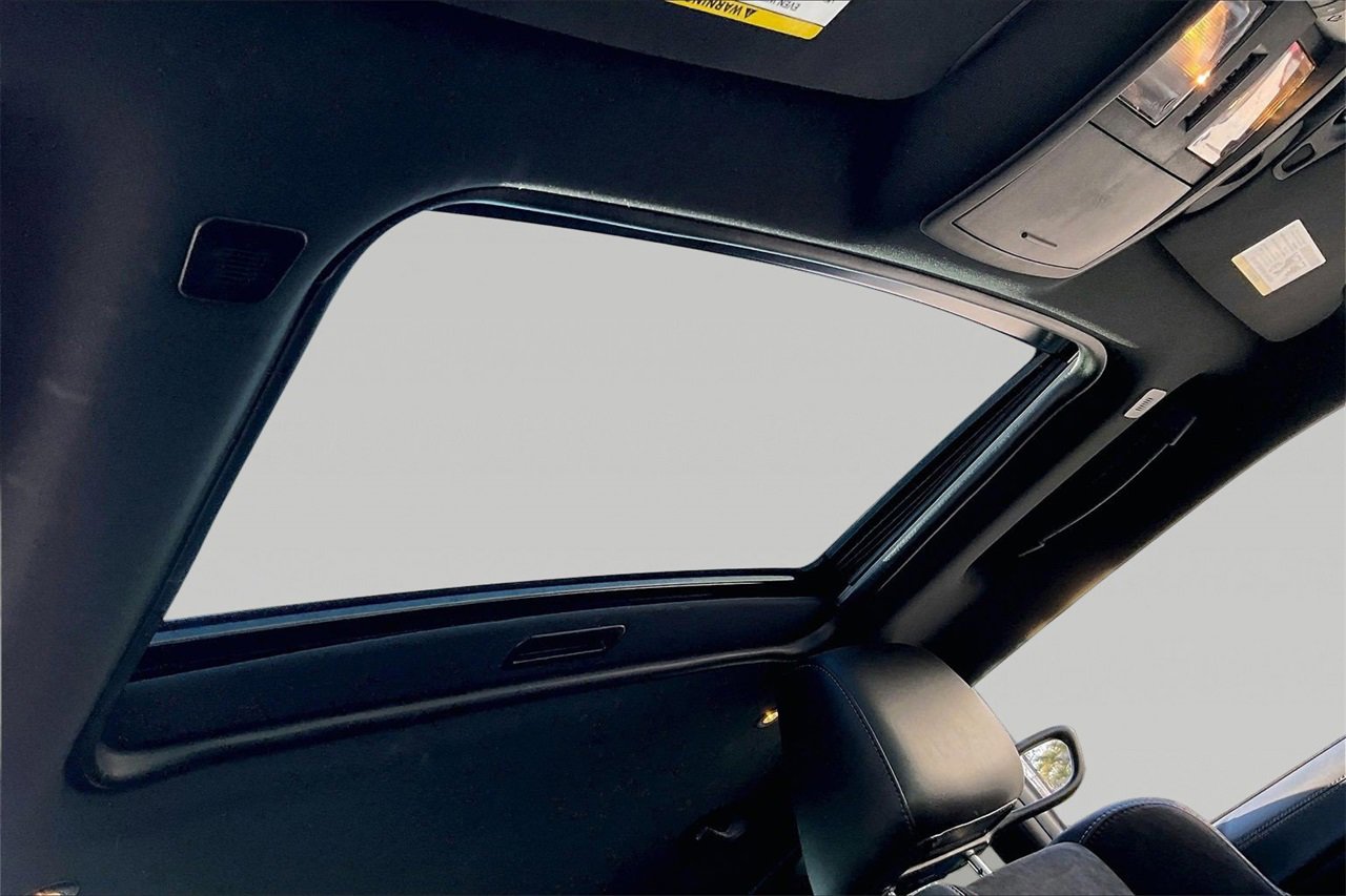 Used 2022 Dodge Challenger R/T Scat Pack w/ Plus Package image 15