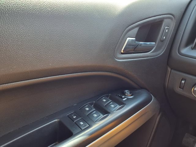 Used 2020 Chevrolet Colorado LT AWD/4WD image 18