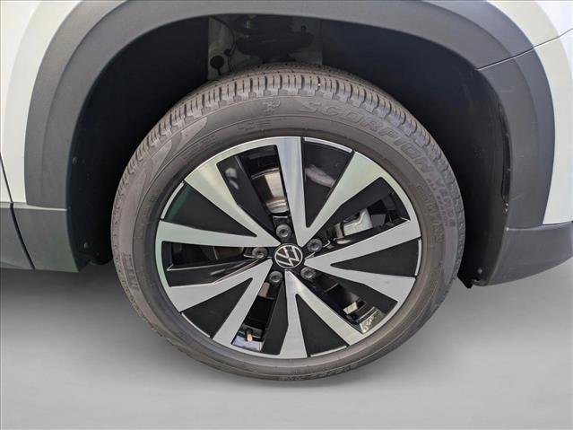 Used 2022 Volkswagen Taos SE image 22