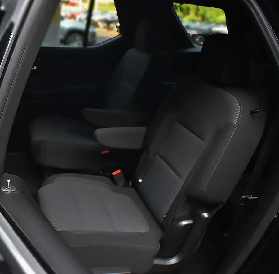 Used 2023 Chevrolet Traverse LT AWD/4WD image 11