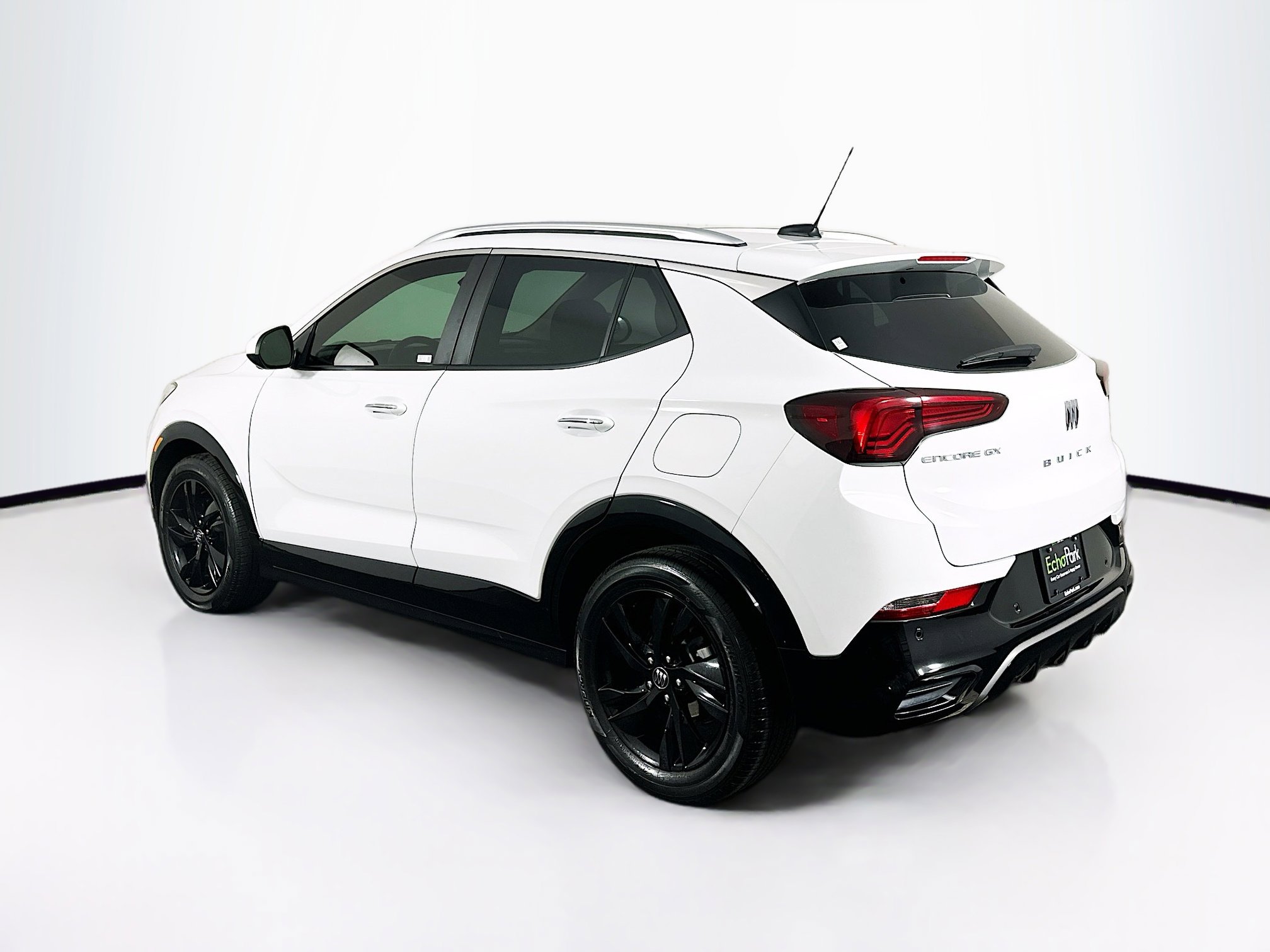 Used 2024 Buick Encore GX Sport Touring w/ Advanced Technology Package image 5