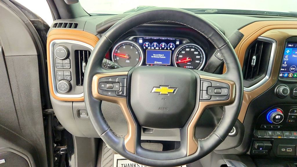 Used 2023 Chevrolet Silverado 2500 High Country image 14