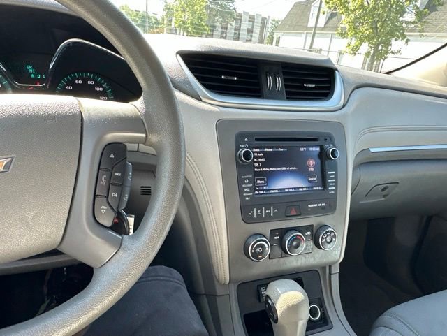 Used 2015 Chevrolet Traverse LS FWD image 33