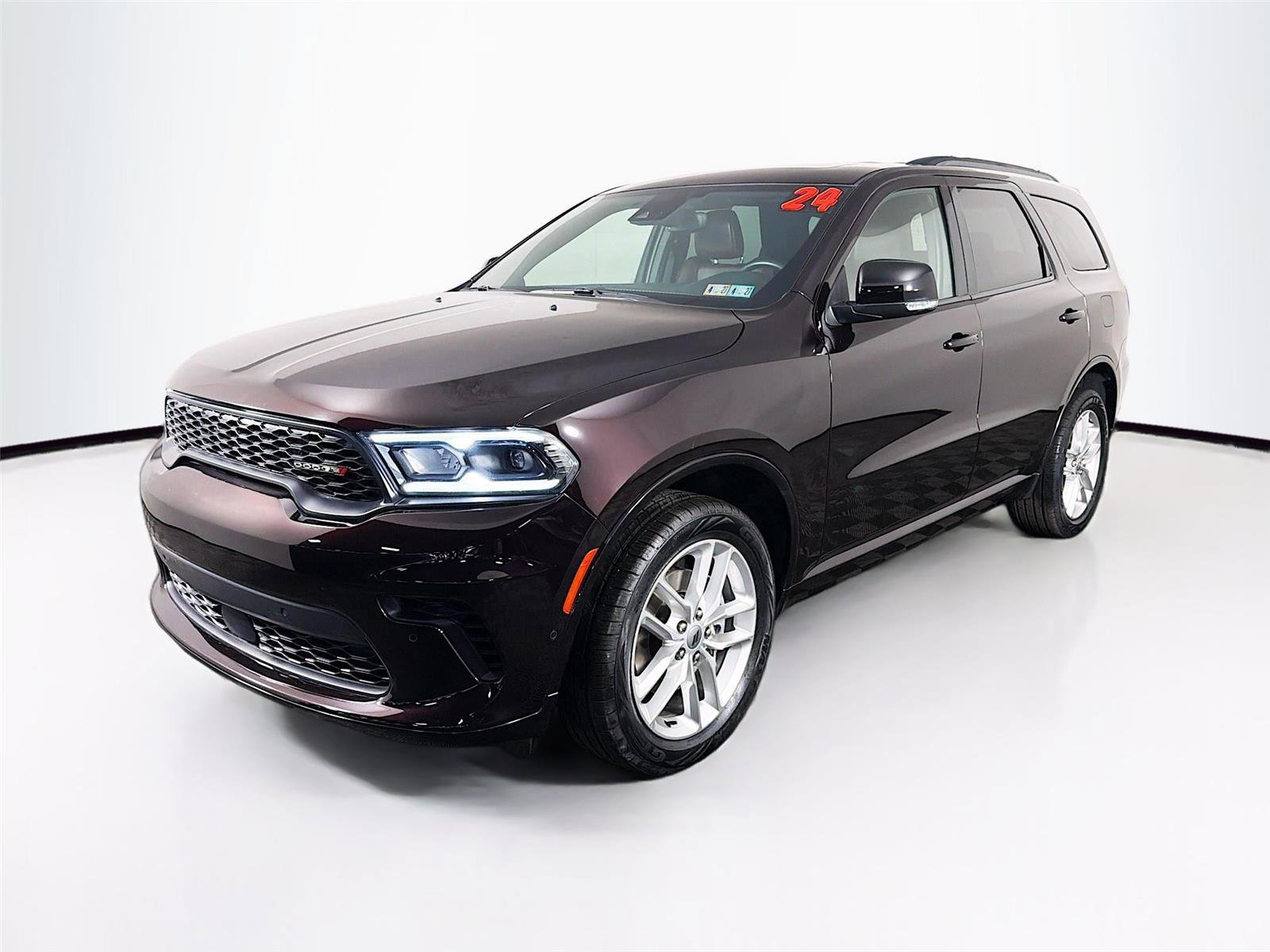 Used 2024 Dodge Durango GT image 3