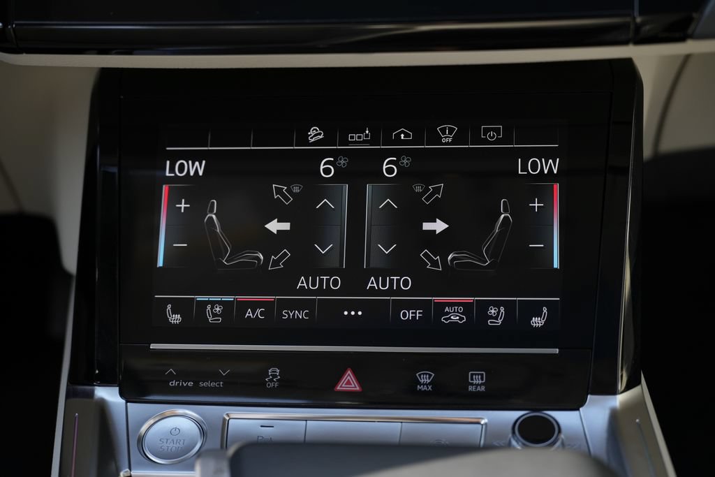 Used 2019 Audi e-tron Prestige AWD/4WD image 50