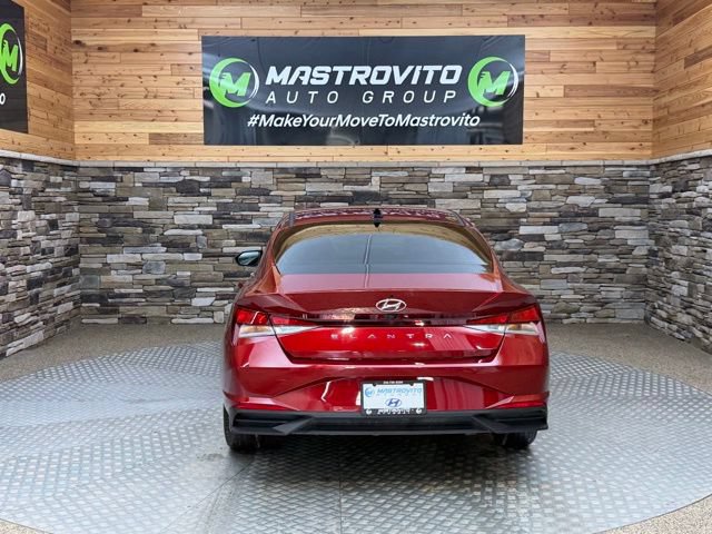 Certified 2023 Hyundai Elantra SEL w/ Cargo Package FWD image 9