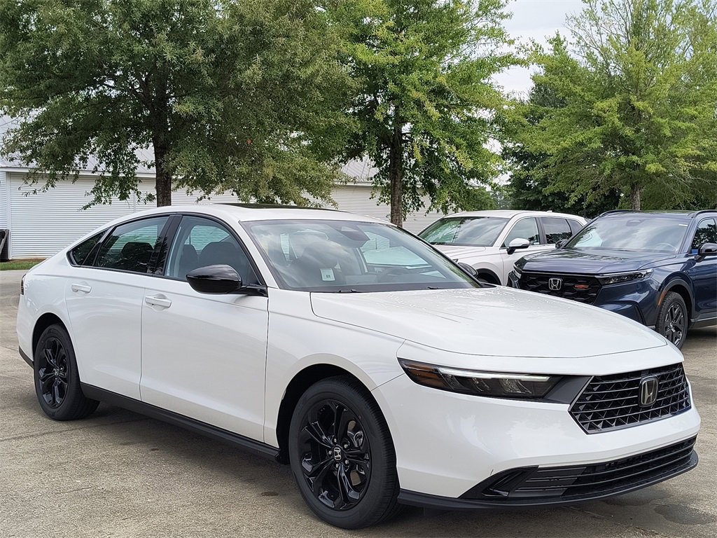 New 2025 Honda Accord SE image 5