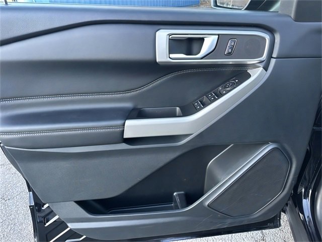 Used 2024 Ford Explorer XLT image 19