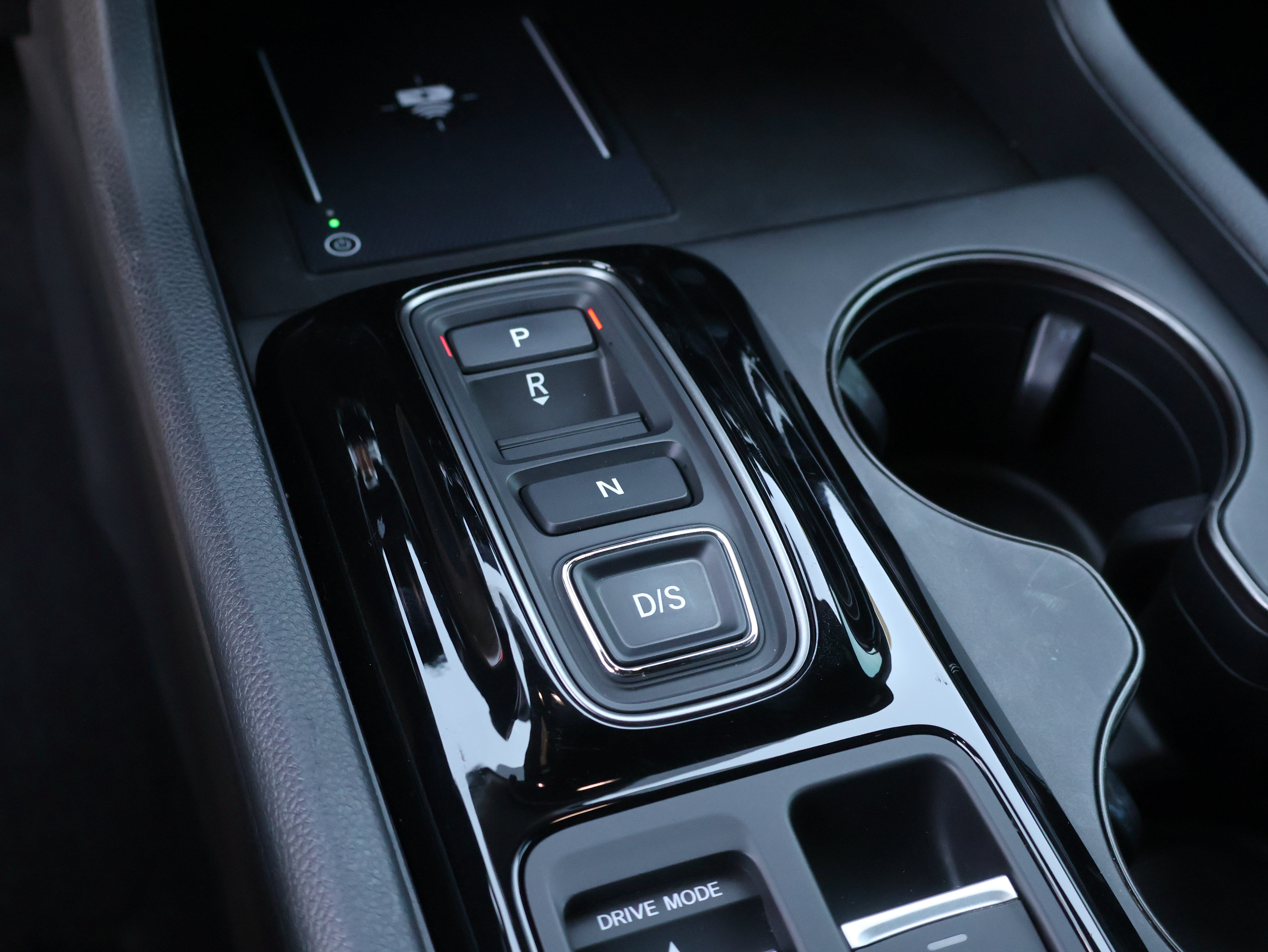 Used 2025 Honda Pilot TrailSport image 31
