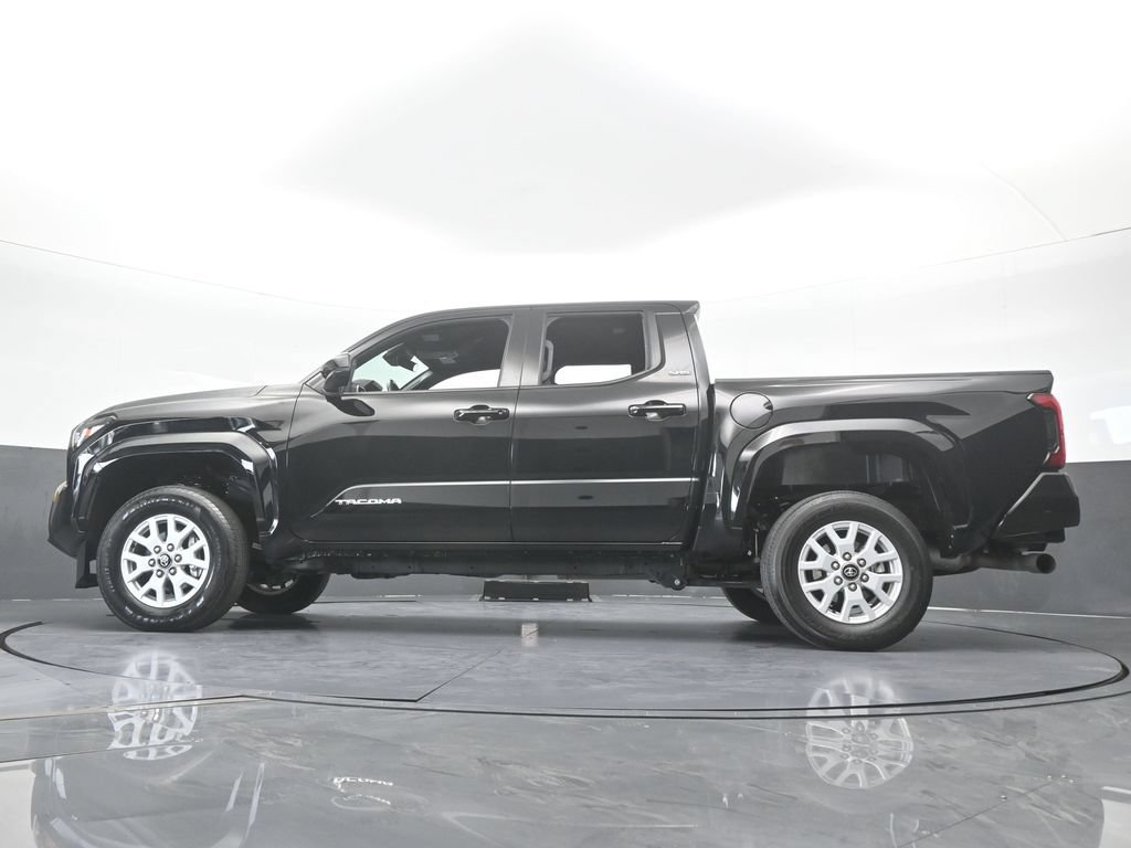 Used 2025 Toyota Tacoma SR5 RWD image 51