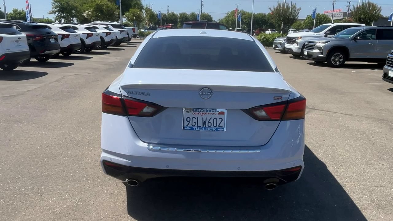 Used 2023 Nissan Altima 2.5 SR w/ SR Premium Package FWD image 6