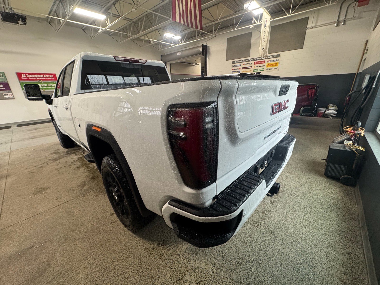 New 2026 GMC Sierra 2500 AT4 w/ AT4 Premium Plus Package image 7