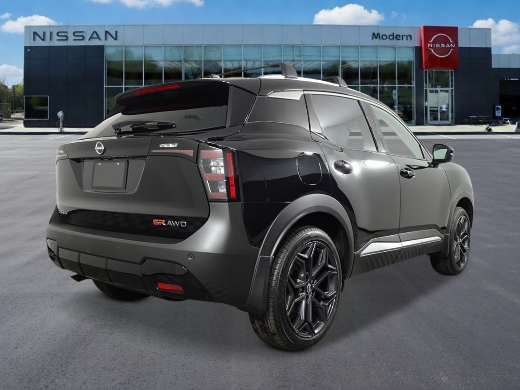 New 2026 Nissan Kicks SR AWD/4WD image 5