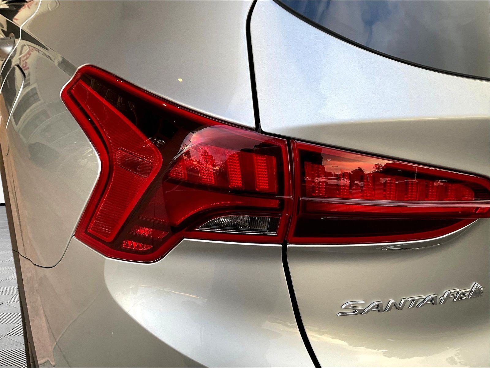 Used 2023 Hyundai Santa Fe SE AWD/4WD image 22