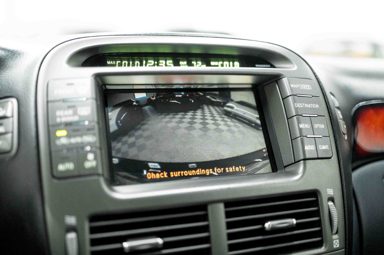 Used 2004 Lexus LS 430 RWD image 81