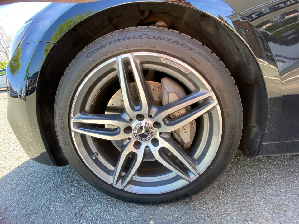 Used 2018 Mercedes-Benz E 300 image 27