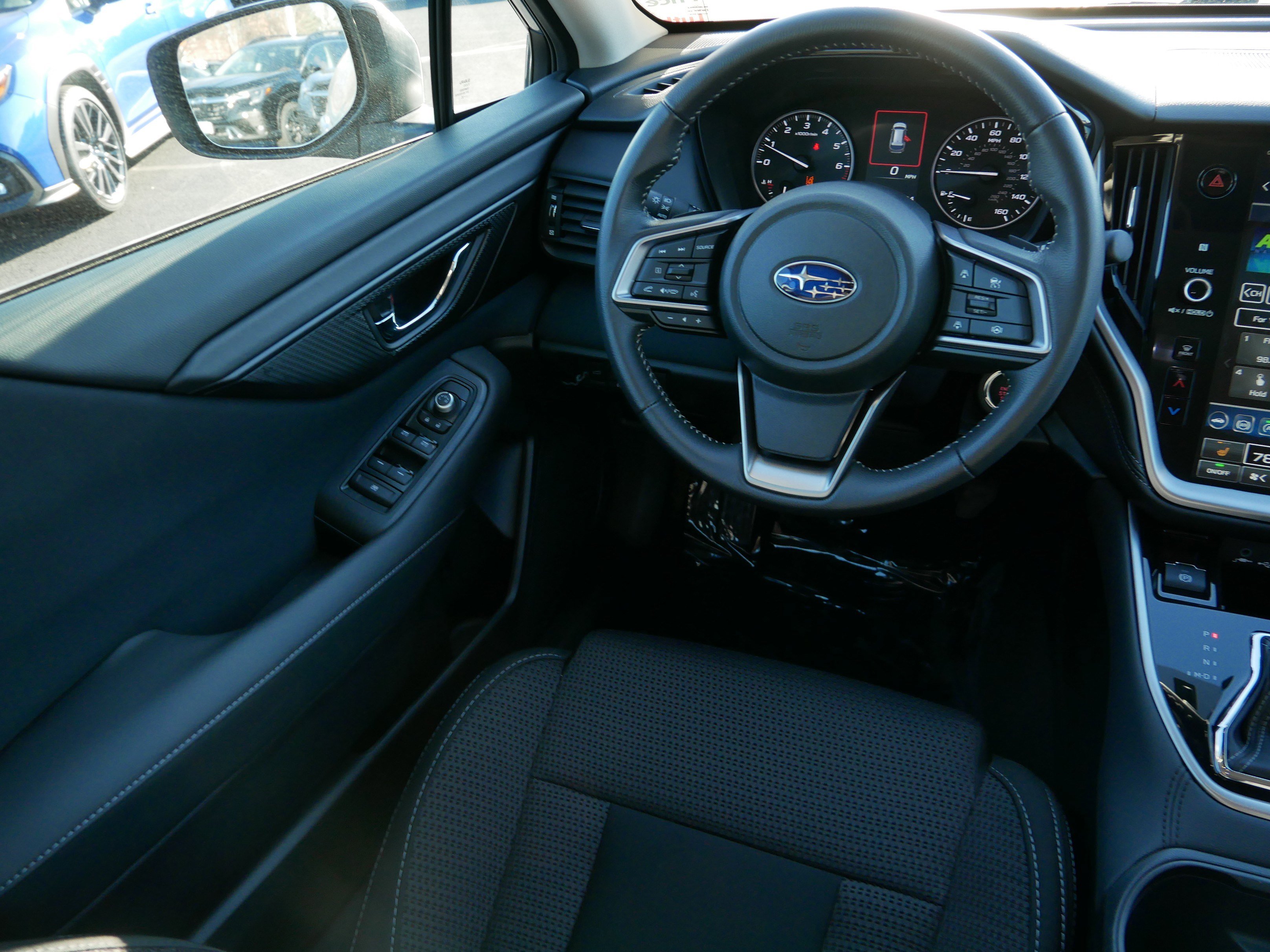 Used 2025 Subaru Outback Premium image 9