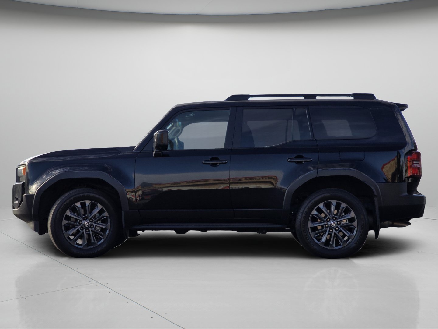 Certified 2025 Toyota Land Cruiser AWD/4WD image 25