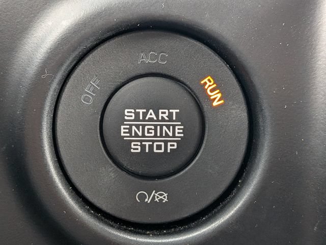 Used 2022 Jeep Wrangler Unlimited Sahara AWD/4WD image 27