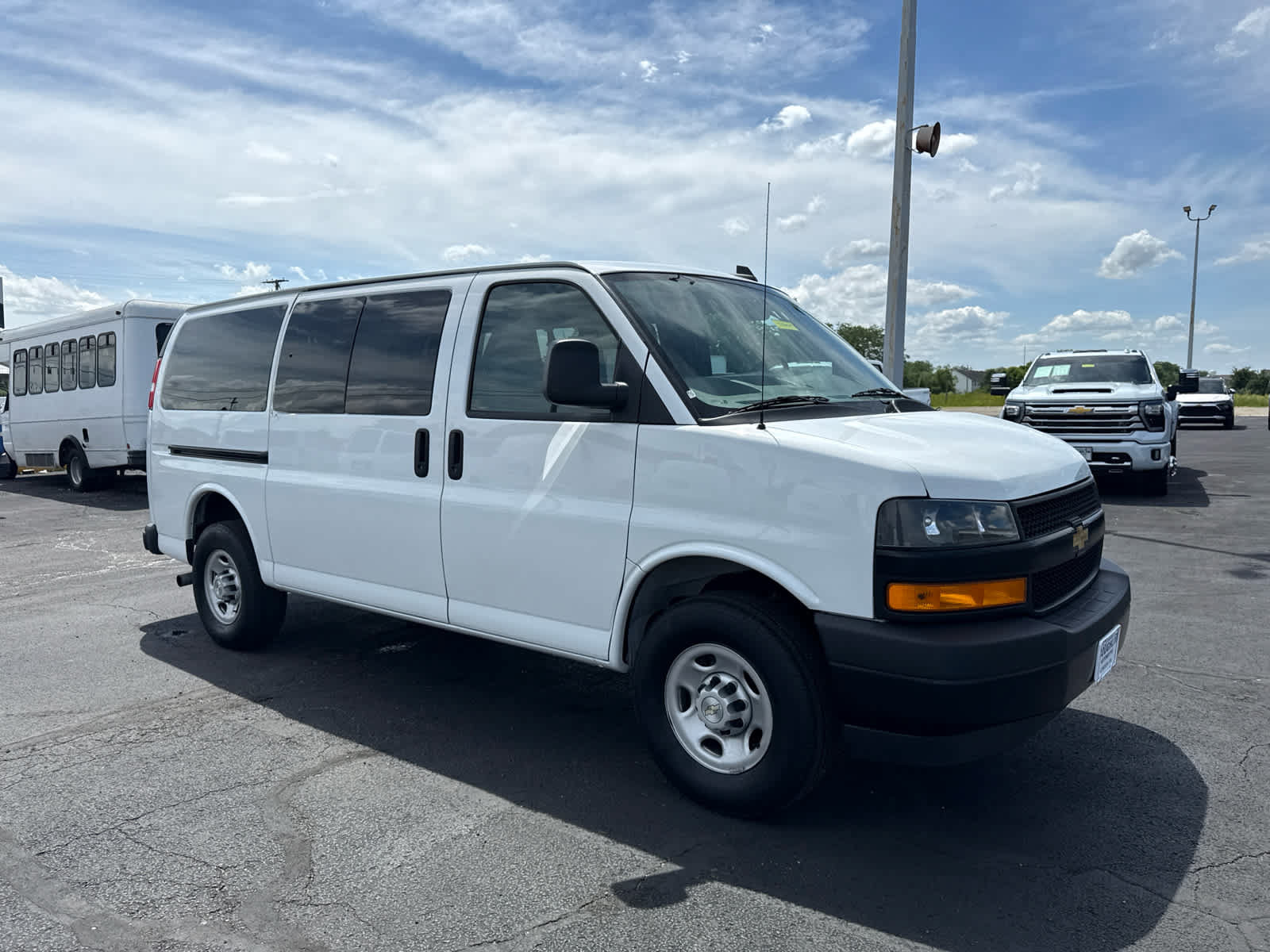 Certified 2023 Chevrolet Express 3500 LS RWD image 7