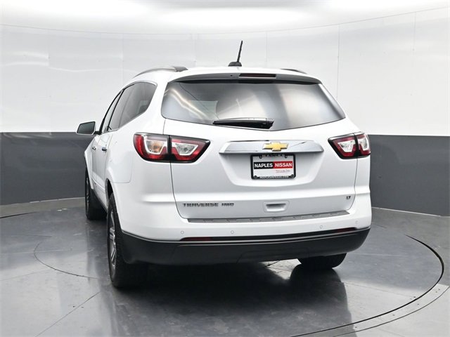 Used 2017 Chevrolet Traverse LT image 4