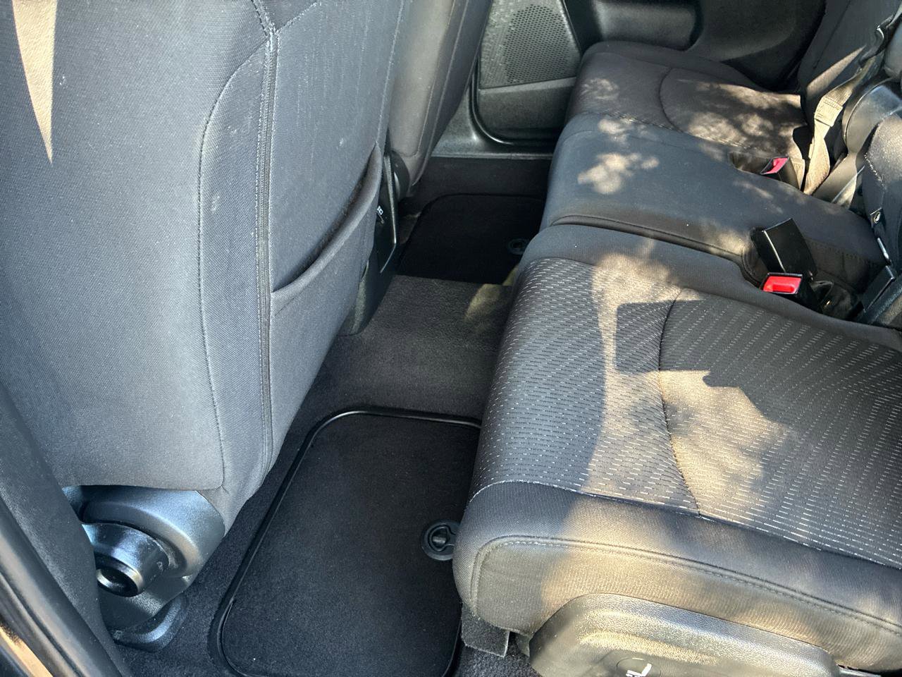 Used 2018 Dodge Journey SE w/ Blacktop Package image 21