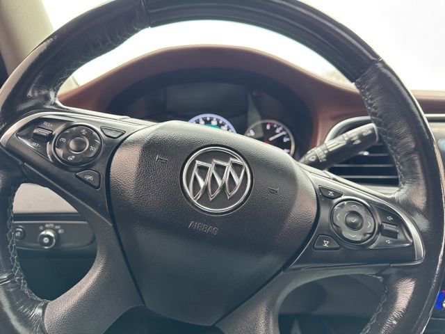 Used 2018 Buick Enclave Avenir image 10