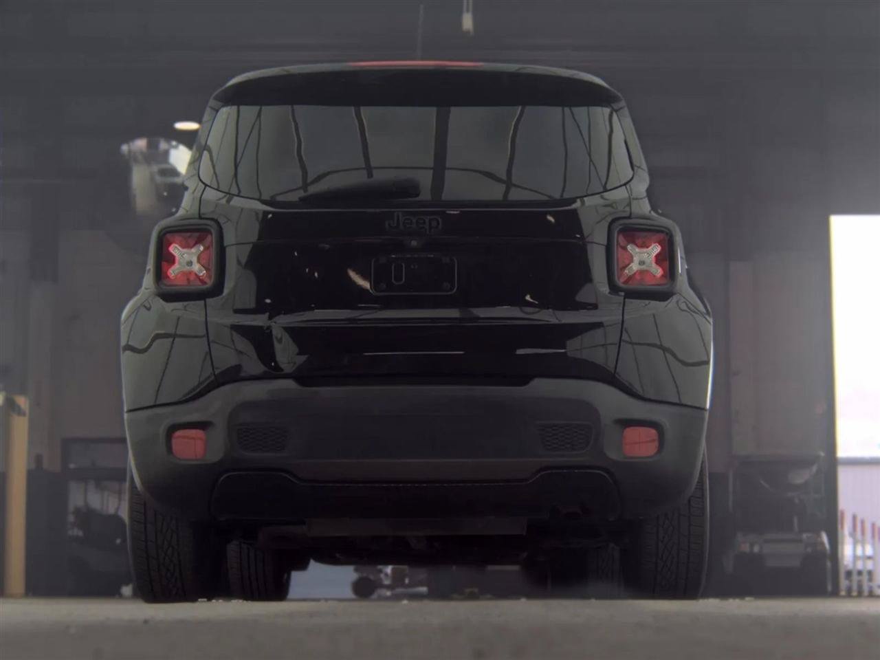 Used 2017 Jeep Renegade Altitude FWD image 7