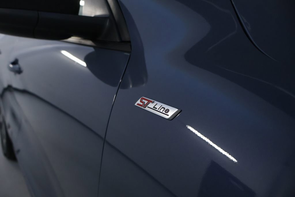 Used 2023 Ford Escape ST-Line w/ Tech Pack #1 image 11