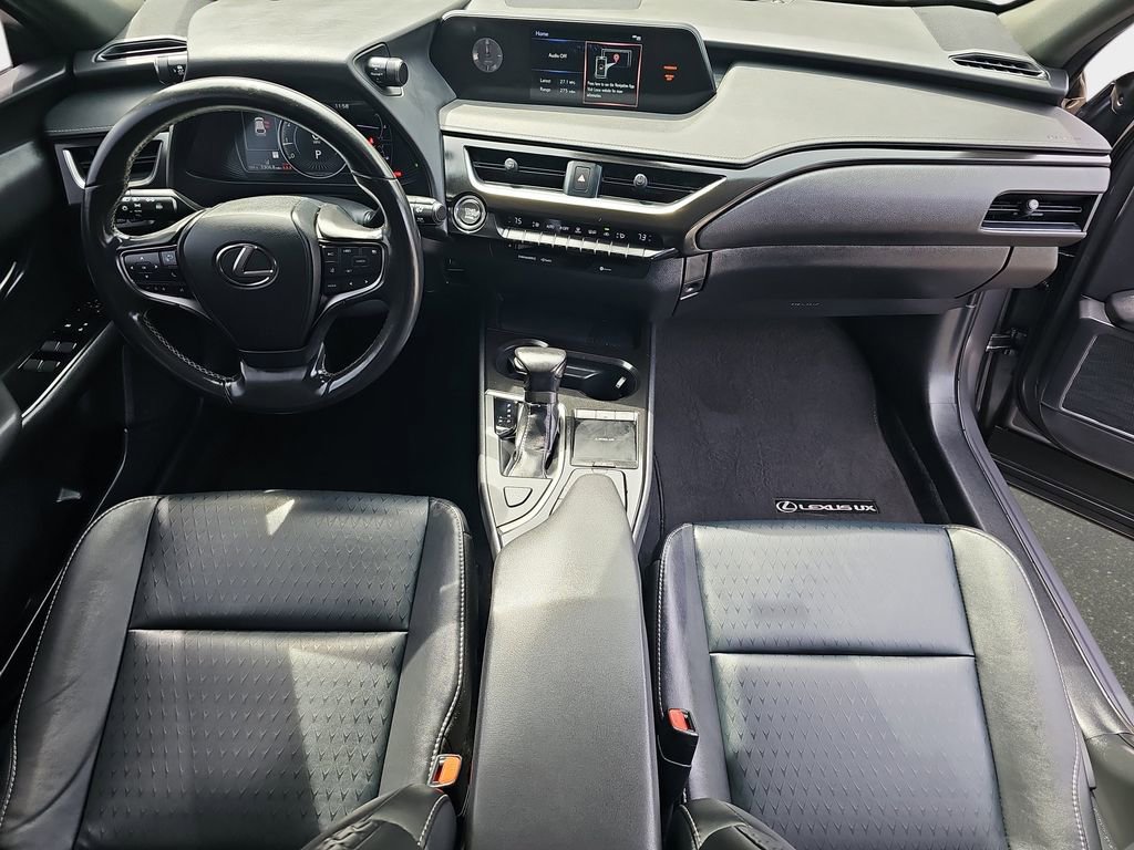 Used 2019 Lexus UX 200 FWD image 10