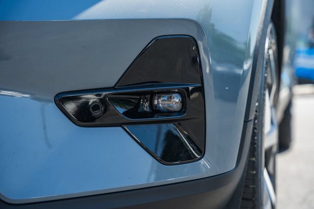 Certified 2023 Volvo XC40 B5 Plus w/ Climate Package AWD/4WD image 14
