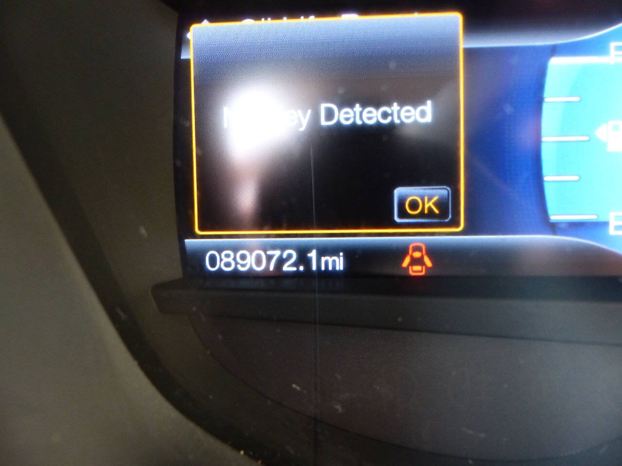 Used 2016 Ford Fusion Titanium FWD image 29