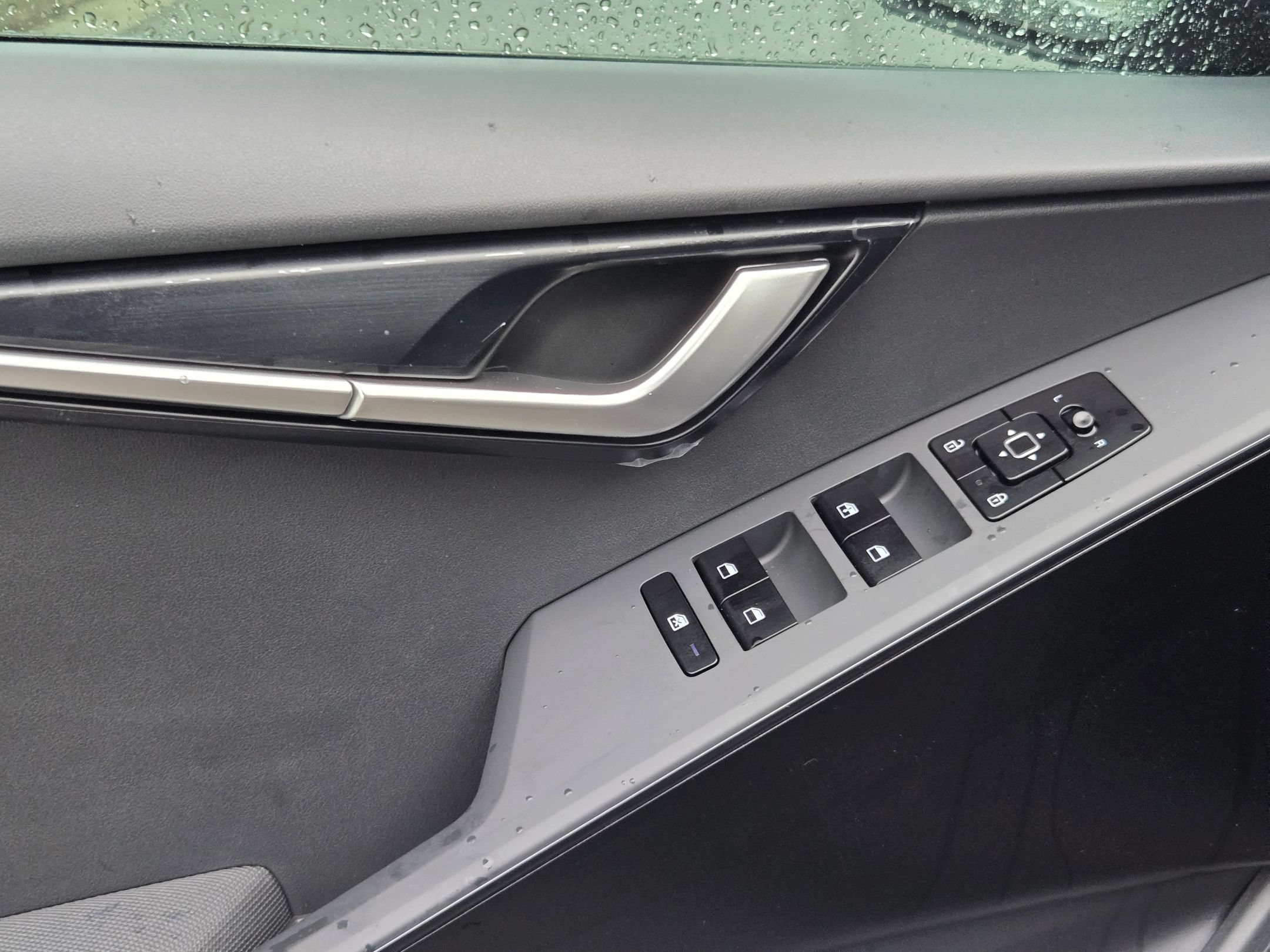 New 2026 Kia Niro LX FWD image 20