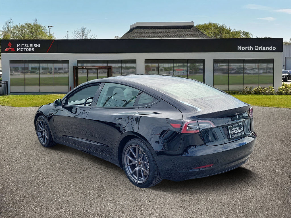 Used 2022 Tesla Model 3 RWD image 2