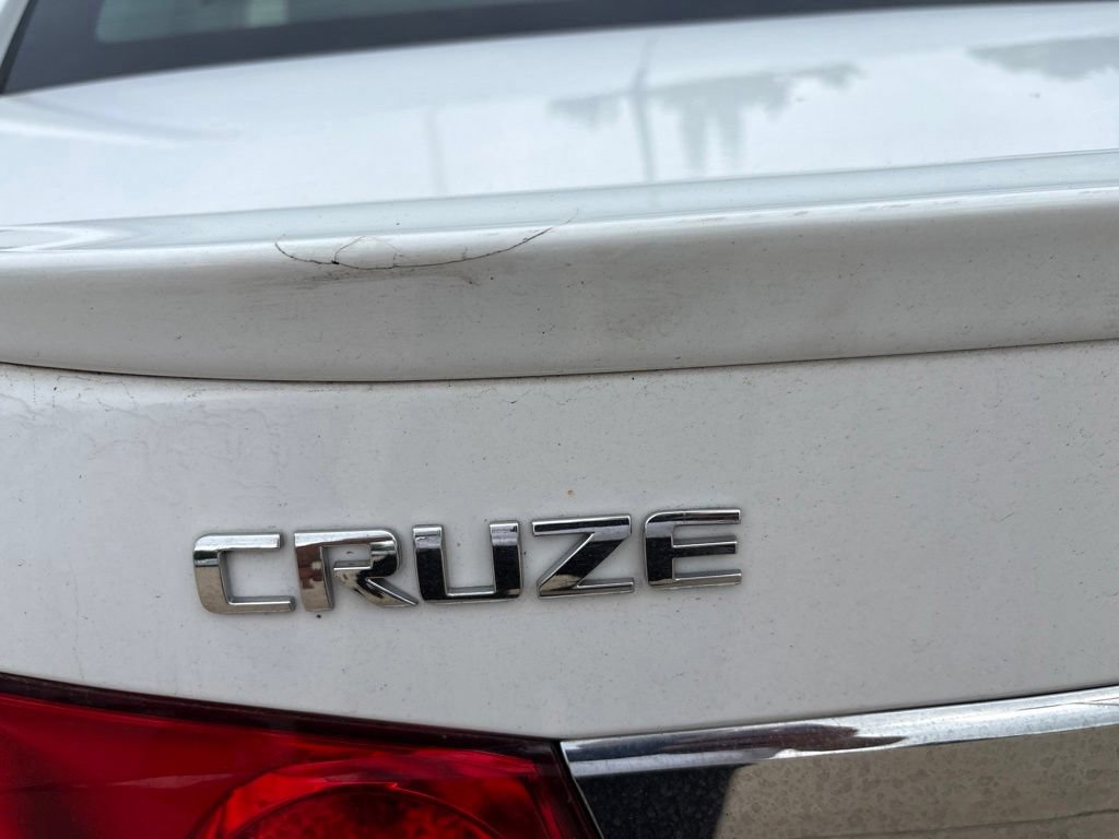 Used 2013 Chevrolet Cruze LTZ w/ Enhanced Safety Package FWD image 21