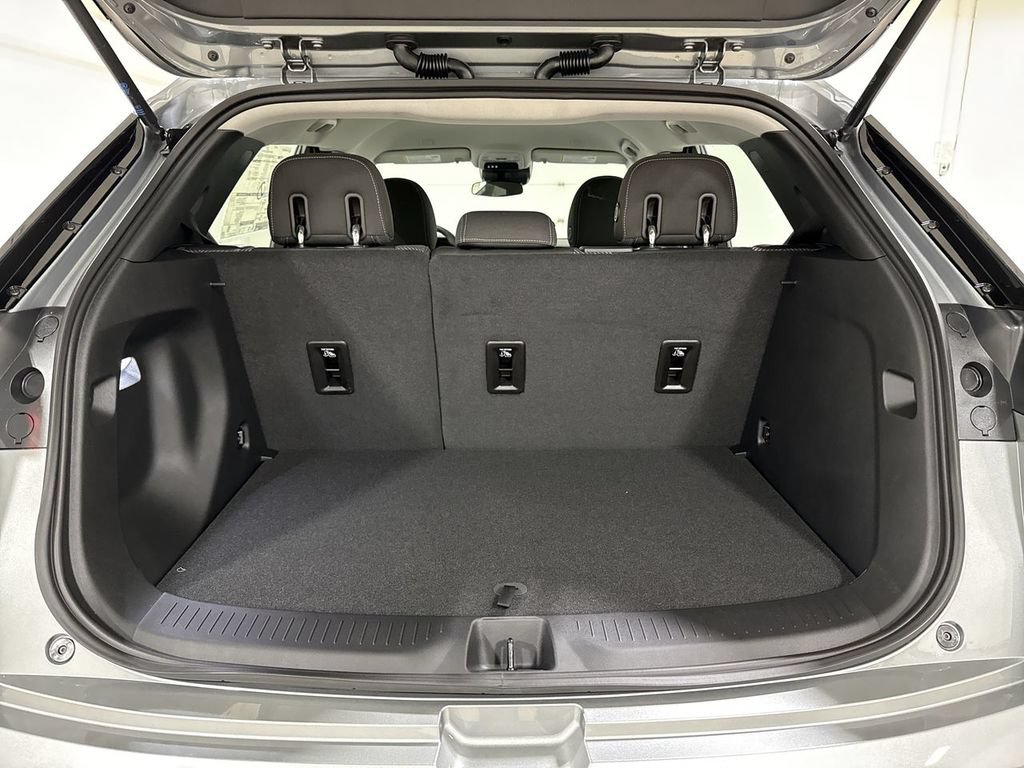 New 2027 Chevrolet Bolt LT FWD image 24