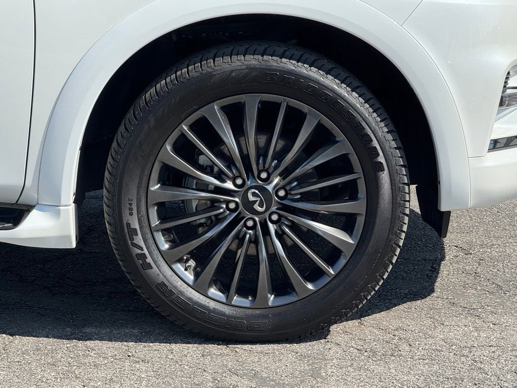 Used 2024 INFINITI QX80 Premium Select w/ Cargo Package AWD/4WD image 3