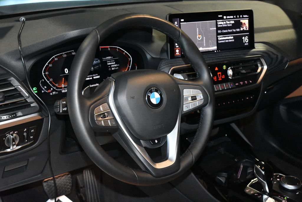 Used 2023 BMW X3 xDrive30i w/ Premium Package w/ZPA AWD/4WD image 2