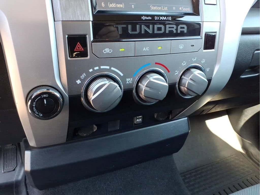 Used 2019 Toyota Tundra SR5 AWD/4WD image 22
