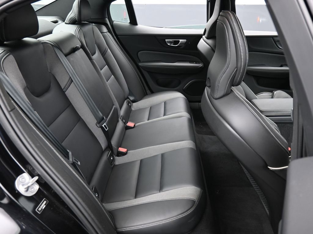 Used 2024 Volvo S60 B5 Plus w/ Climate Package AWD/4WD image 42