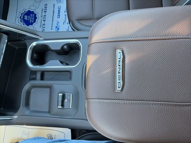 New 2026 GMC Sierra 2500 Denali w/ Denali Reserve Package image 24