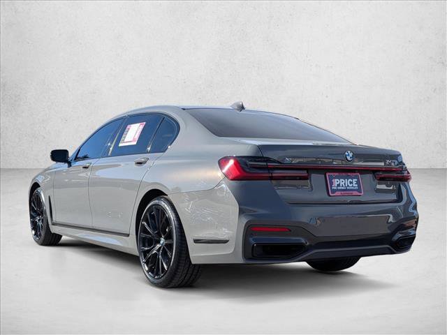 Used 2022 BMW 740i xDrive w/ M Sport Package image 7
