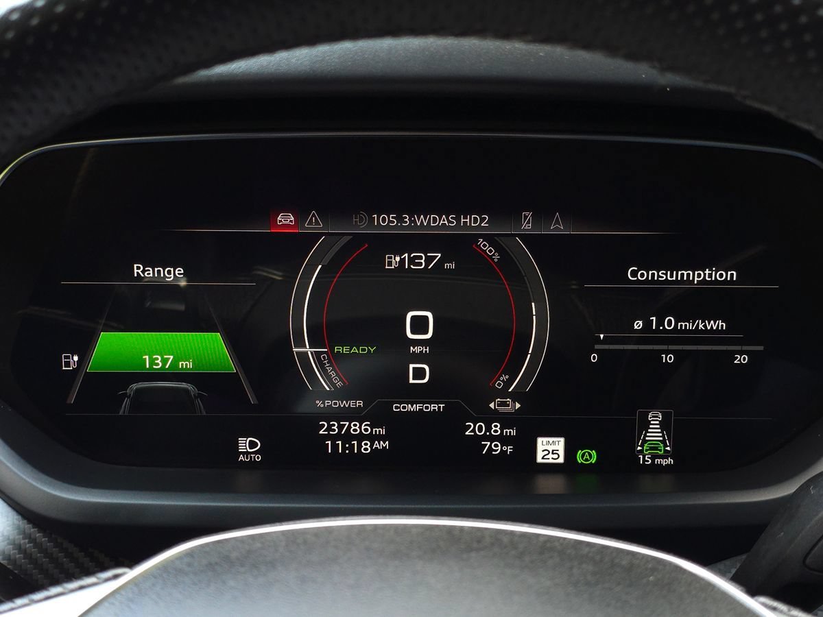 Used 2022 Audi RS e-tron GT w/ Carbon Performance Package AWD/4WD image 30