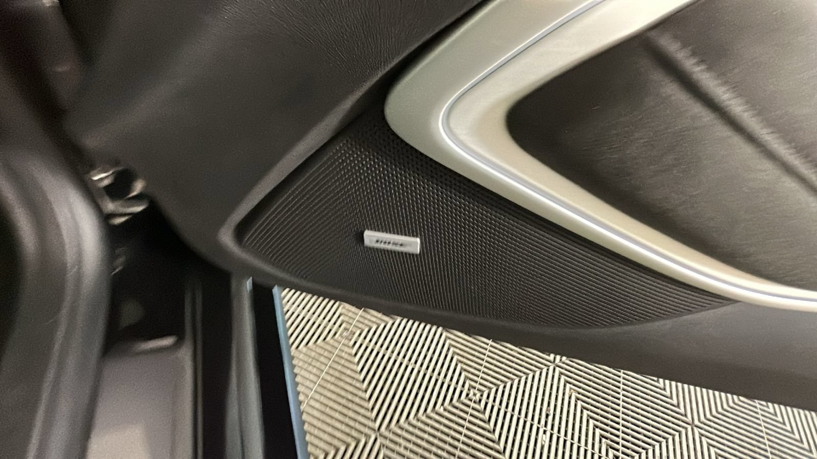 Used 2022 Chevrolet Camaro SS RWD image 35