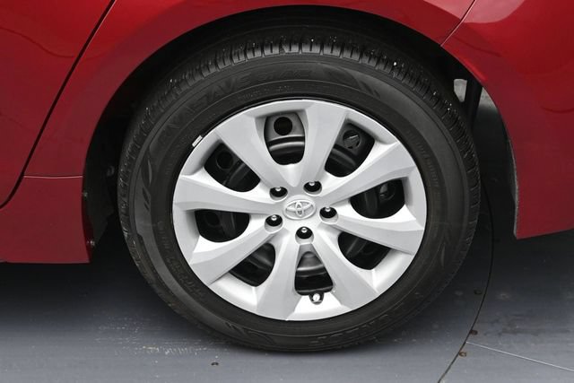 Used 2025 Toyota Corolla LE FWD image 8