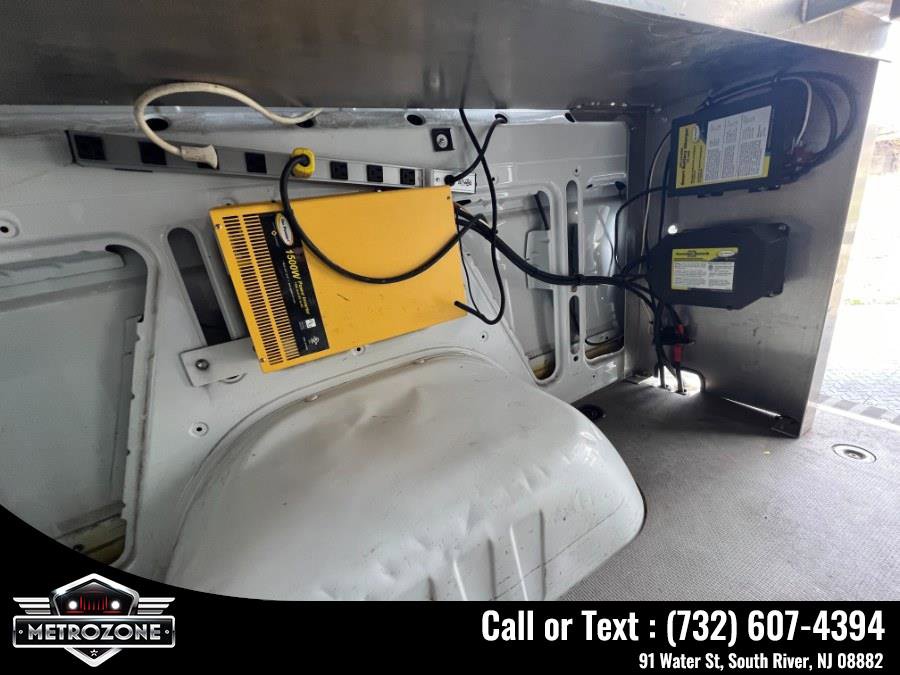 Used 2012 Mercedes-Benz Sprinter 3500 w/ High Idle Fixed Pkg image 42