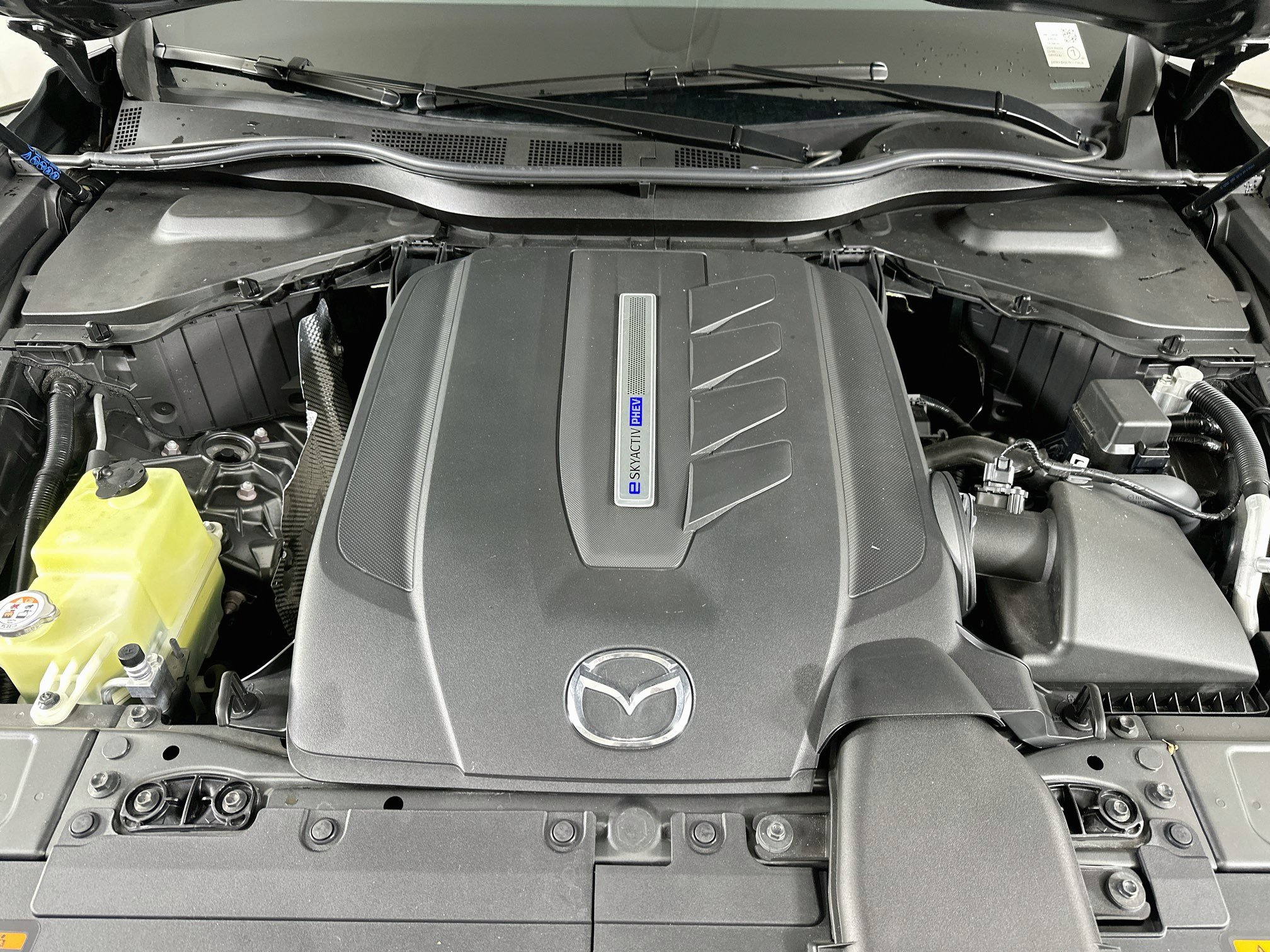 Used 2024 MAZDA CX-90 Plug-In Hybrid w/ Preferred AWD/4WD image 36