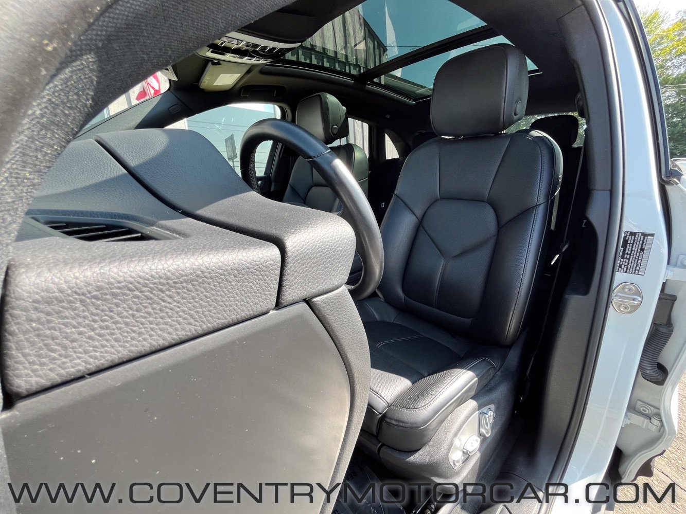 Used 2022 Porsche Macan image 34