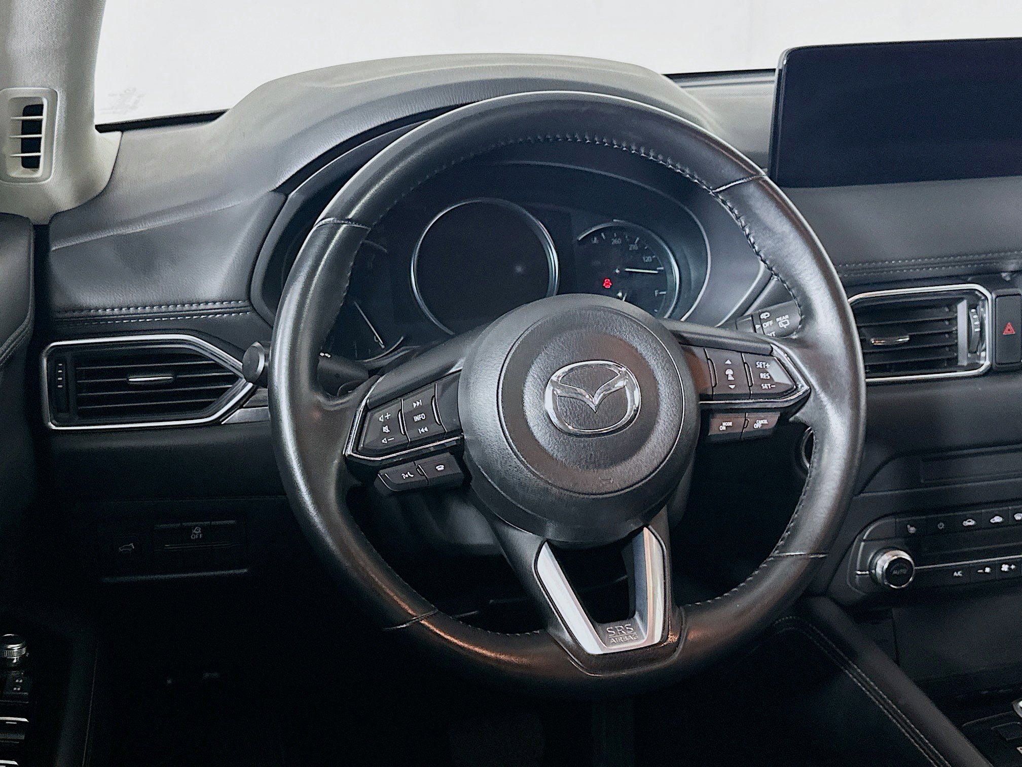 Used 2023 MAZDA CX-5 AWD 2.5 S w/ Premium Package image 18